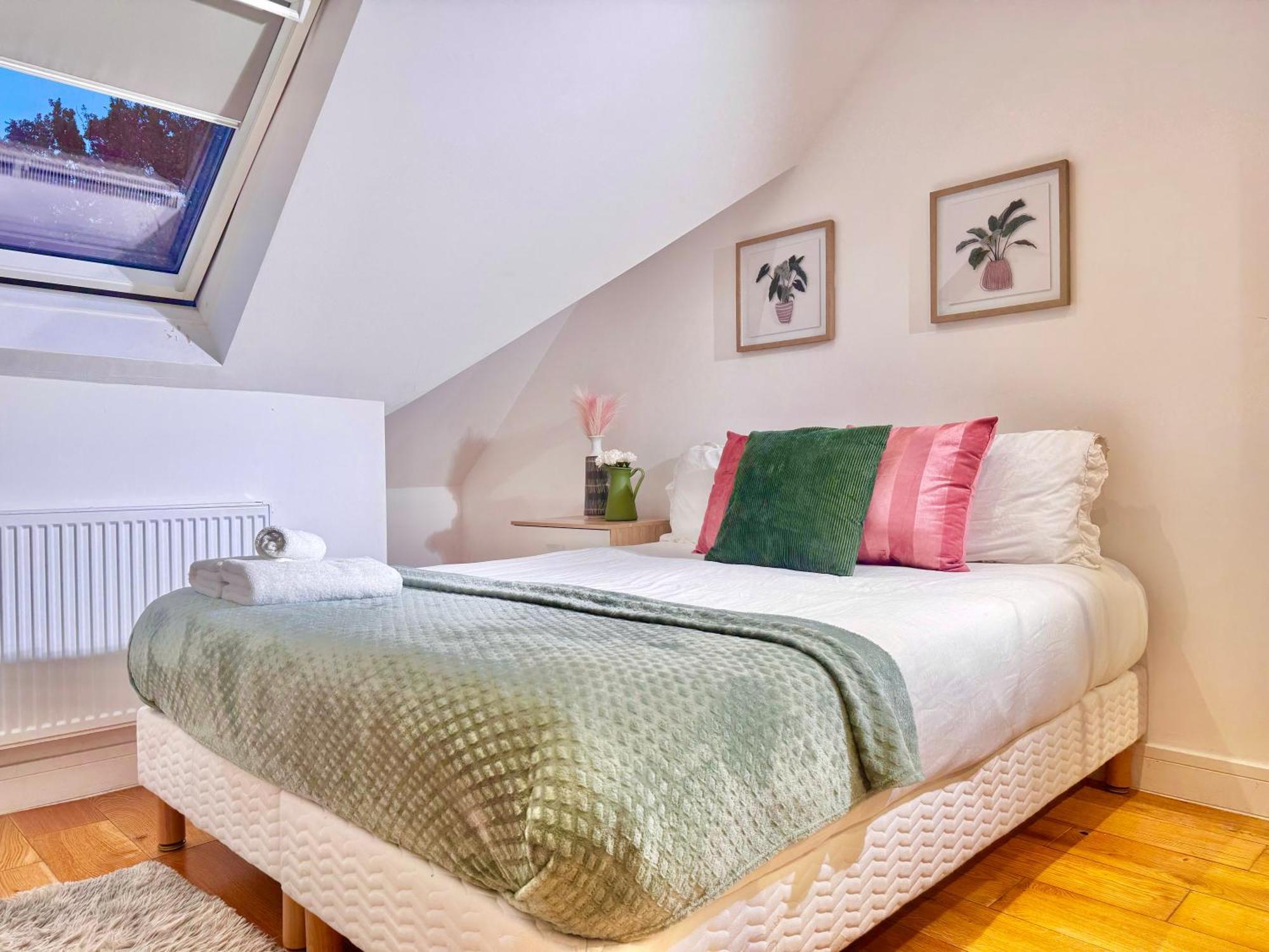 En-Suites With Free Parking 30Min To Central Лондон Екстер'єр фото