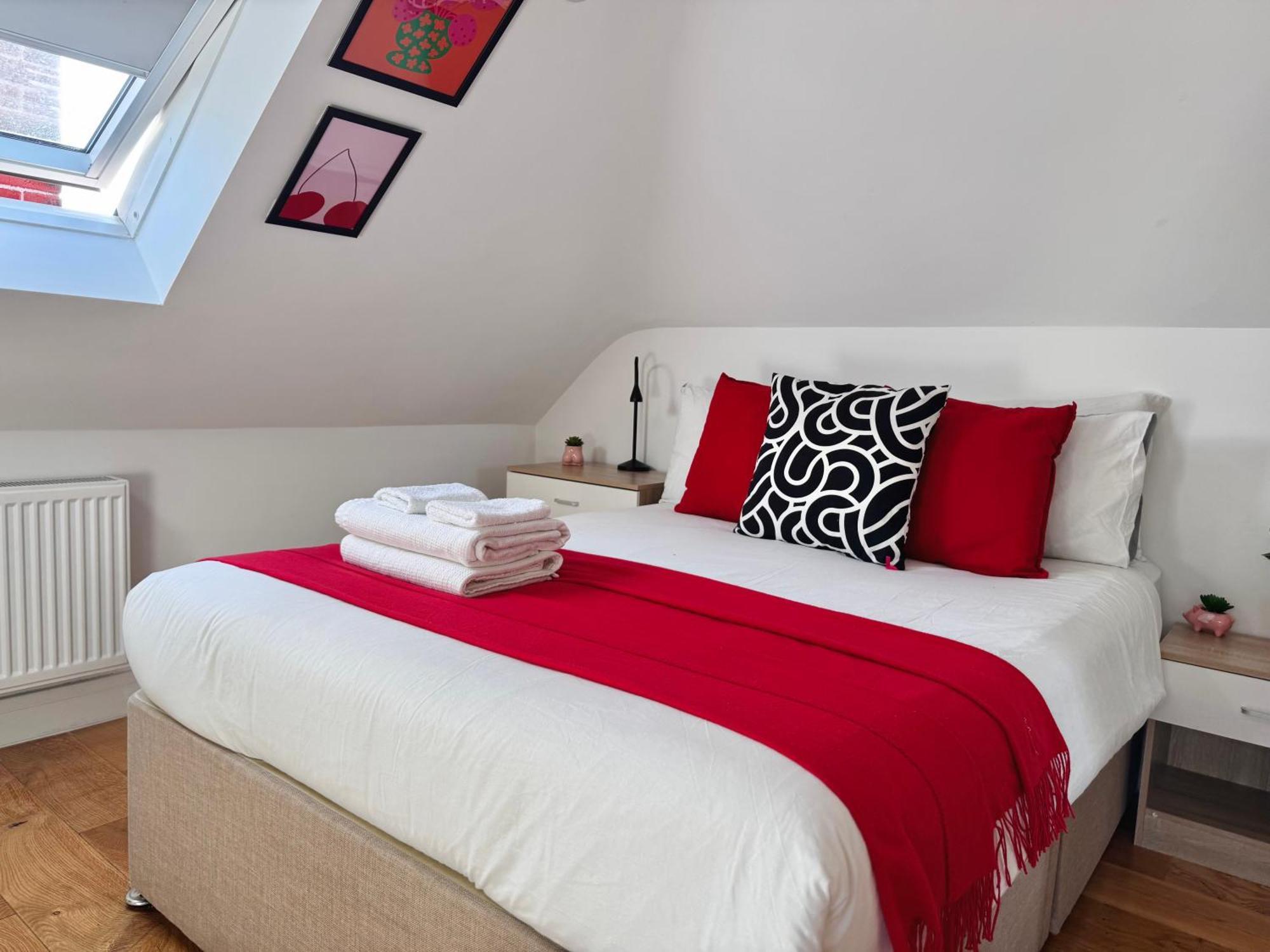 En-Suites With Free Parking 30Min To Central Лондон Екстер'єр фото