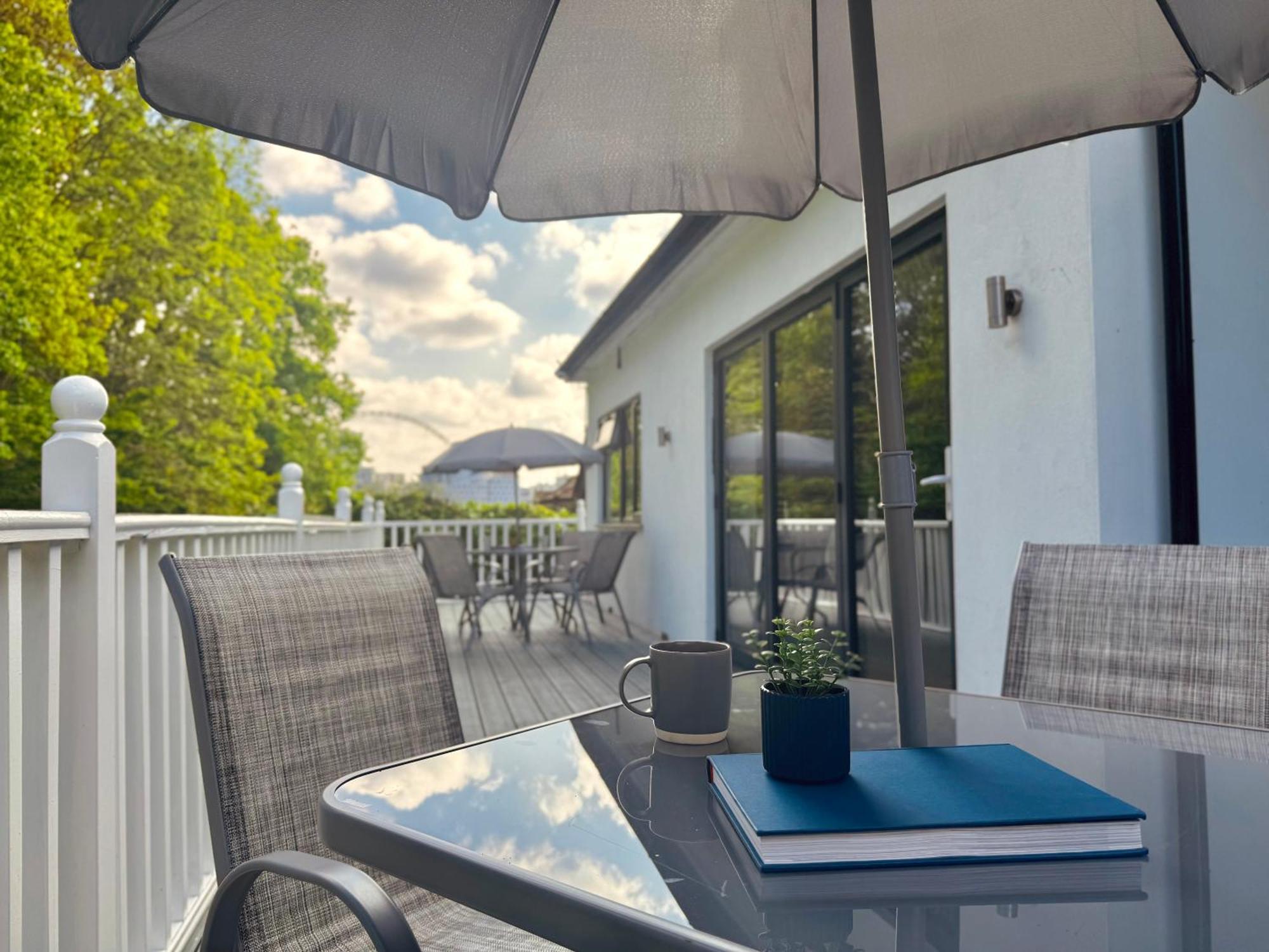 En-Suites With Free Parking 30Min To Central Лондон Екстер'єр фото